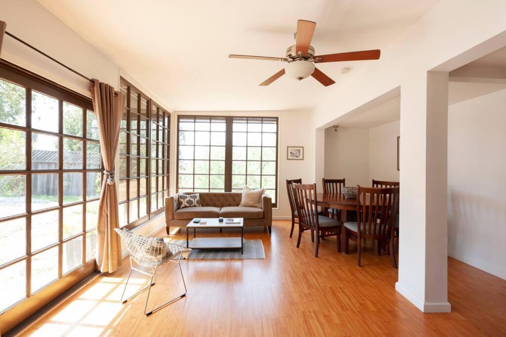 30 Pct Off!! Limited Time! Malibu Serene Cottage With King Bed, Near Beach & Hiking Trails & Central Malibu Eksteriør billede